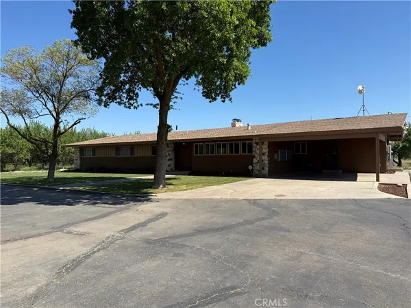 $869,000 | 25565 Road 13, Chowchilla, CA 93610