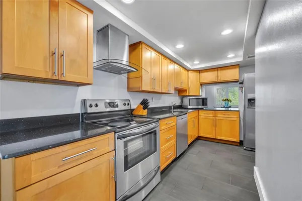 $279,900 | 5377 Vineland Road, Unit 1D, Orlando, FL 32811