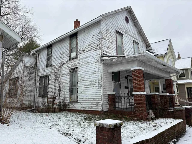 $29,900 | 717 West Main Street, Muncie, IN 47305