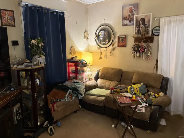 $29,900 | 717 West Main Street, Muncie, IN 47305