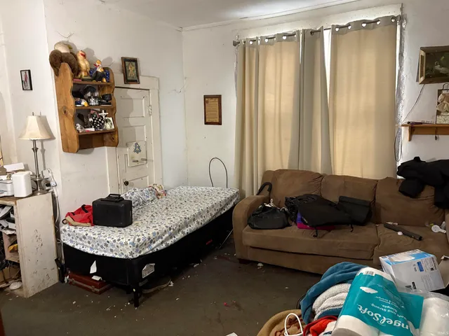 $29,900 | 717 West Main Street, Muncie, IN 47305