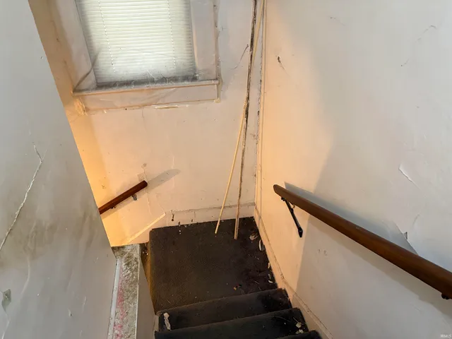 $29,900 | 717 West Main Street, Muncie, IN 47305