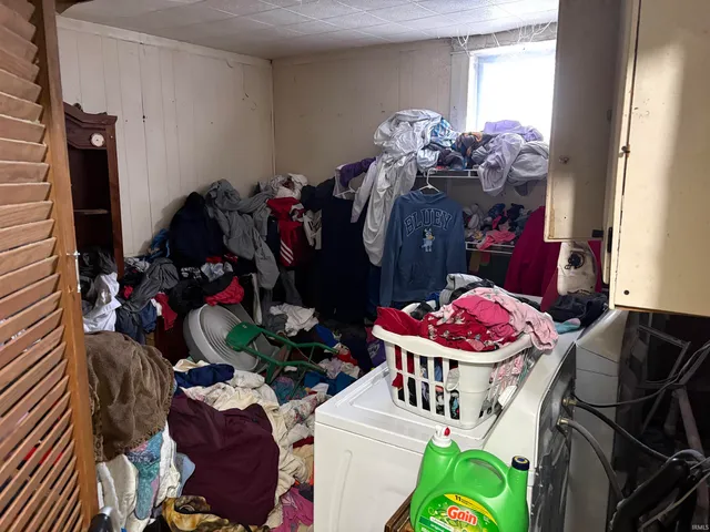 $29,900 | 717 West Main Street, Muncie, IN 47305