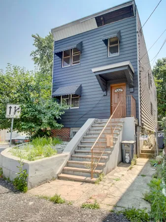 $2,500 | 276 Van Wagenen Avenue, Unit 2, Jersey City, NJ 07306