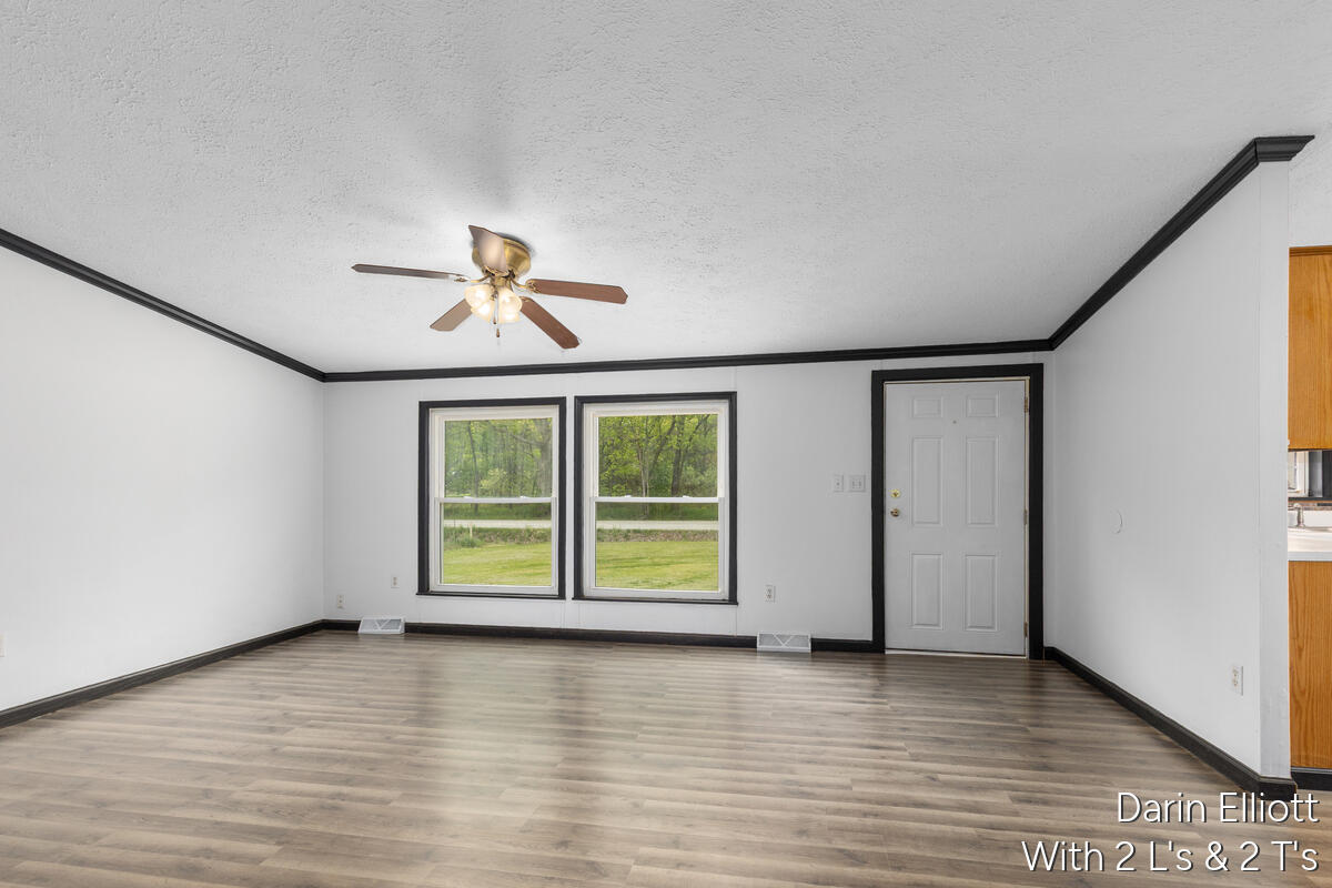 9203 Castle Road Sheridan, MI 48884 - Photo 8 of 40 9203-Castle_003