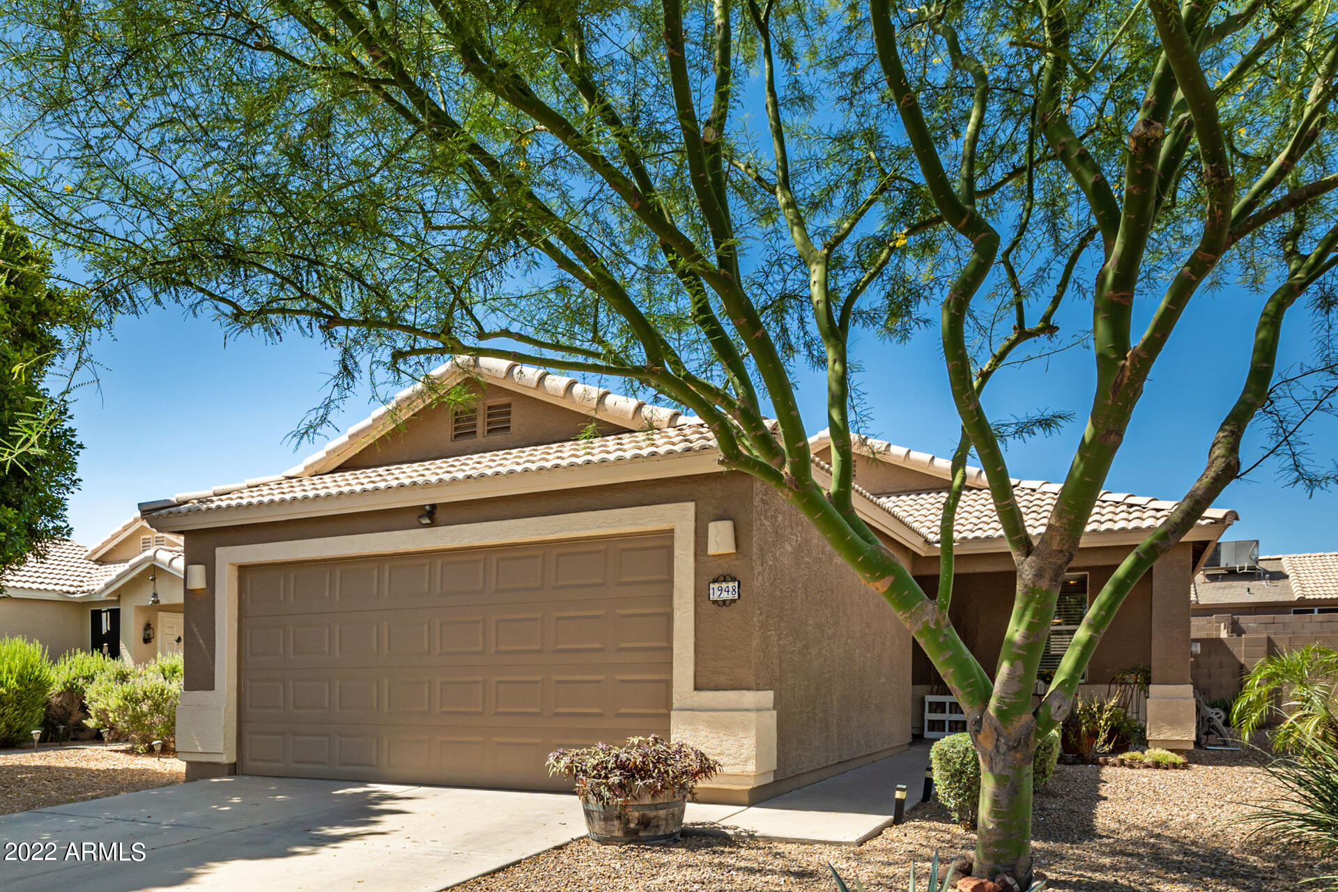 1948 West Renaissance Avenue Apache Junction, AZ 85120 - Photo 39 of 41 1948 W Renaissance Ave