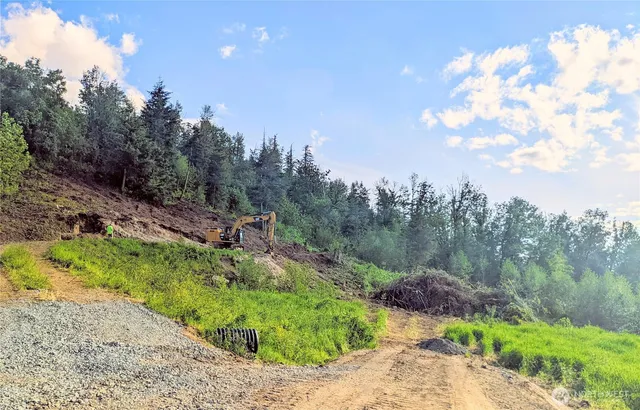 $299,900 | 4135 Kamphouse Drive, Sumas, WA 98295