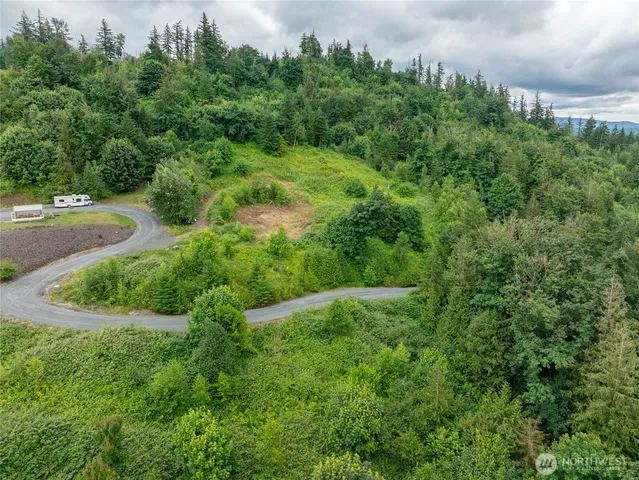 $299,900 | 4135 Kamphouse Drive, Sumas, WA 98295