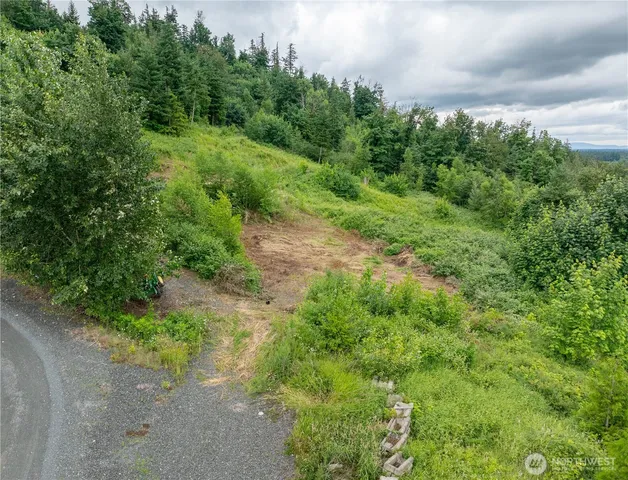 $299,900 | 4135 Kamphouse Drive, Sumas, WA 98295