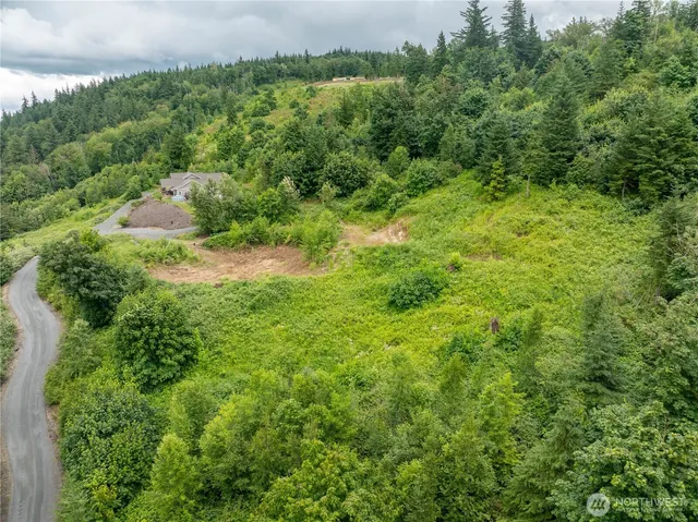 $299,900 | 4135 Kamphouse Drive, Sumas, WA 98295