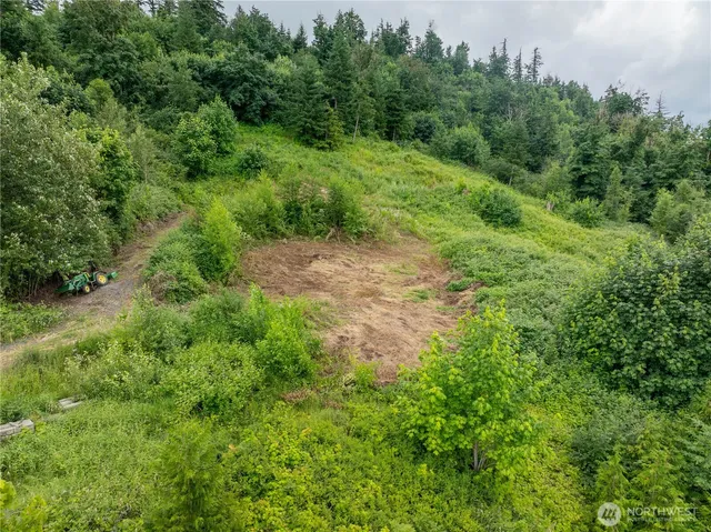 $299,900 | 4135 Kamphouse Drive, Sumas, WA 98295