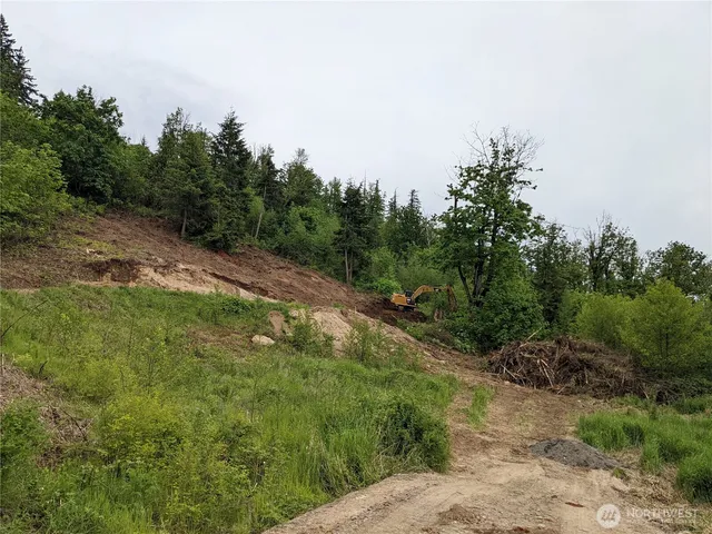 $299,900 | 4135 Kamphouse Drive, Sumas, WA 98295