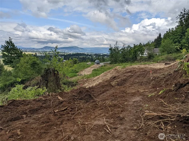 $299,900 | 4135 Kamphouse Drive, Sumas, WA 98295