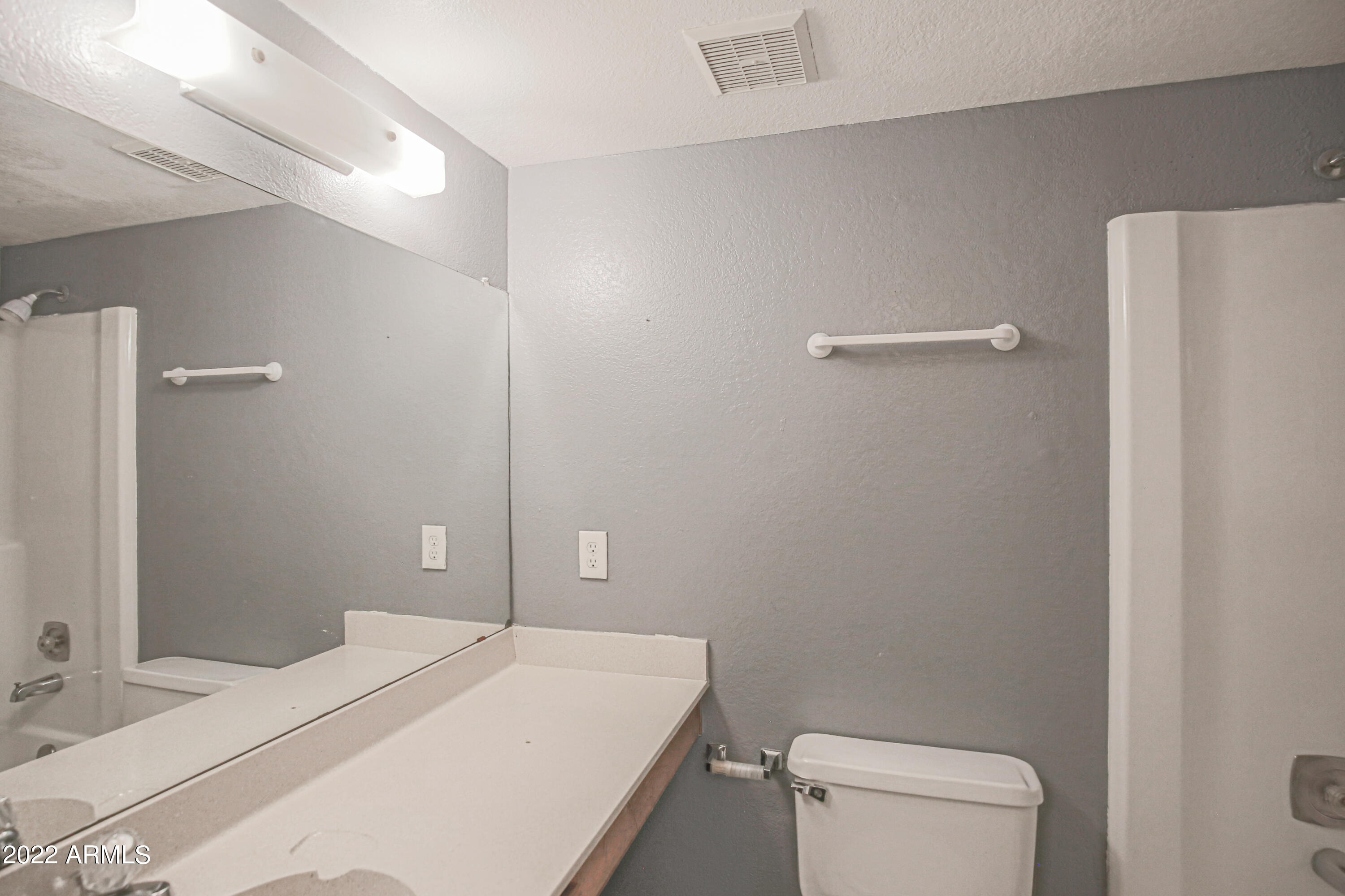 1942 South Emerson, Unit 252 Mesa, AZ 85210 - Photo 12 of 20 1942 S Emerson Unit 252 Mesa AZ 85210 X-