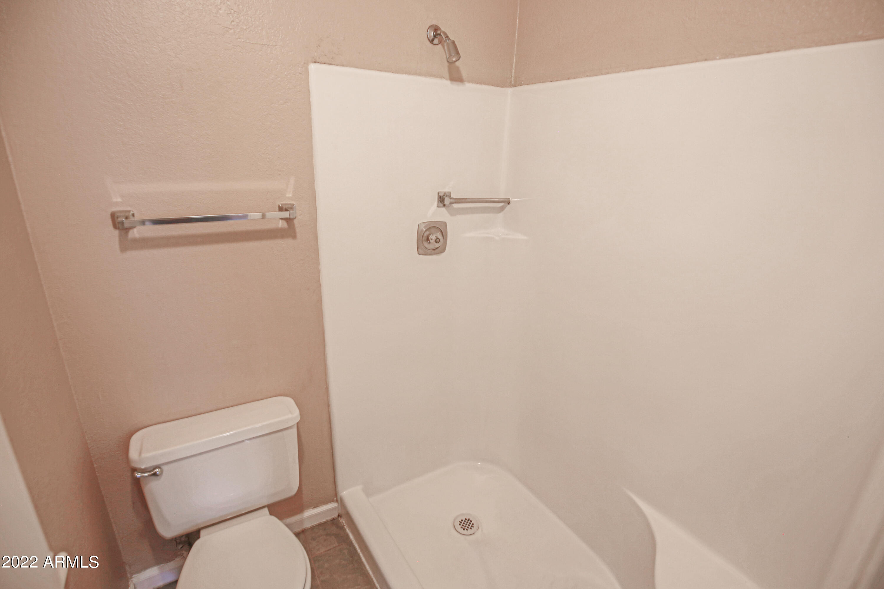 1942 South Emerson, Unit 252 Mesa, AZ 85210 - Photo 8 of 20 1942 S Emerson Unit 252 Mesa AZ 85210 X-