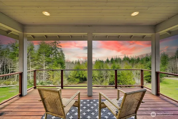 $1,290,000 | 275404 Highway 101, Sequim, WA 98382