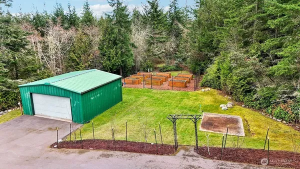 $1,290,000 | 275404 Highway 101, Sequim, WA 98382