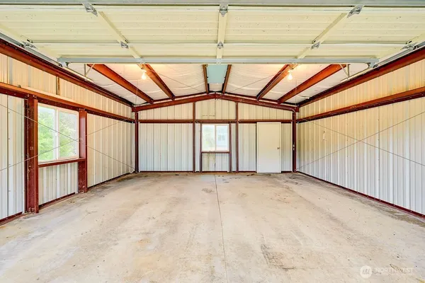 $1,290,000 | 275404 Highway 101, Sequim, WA 98382