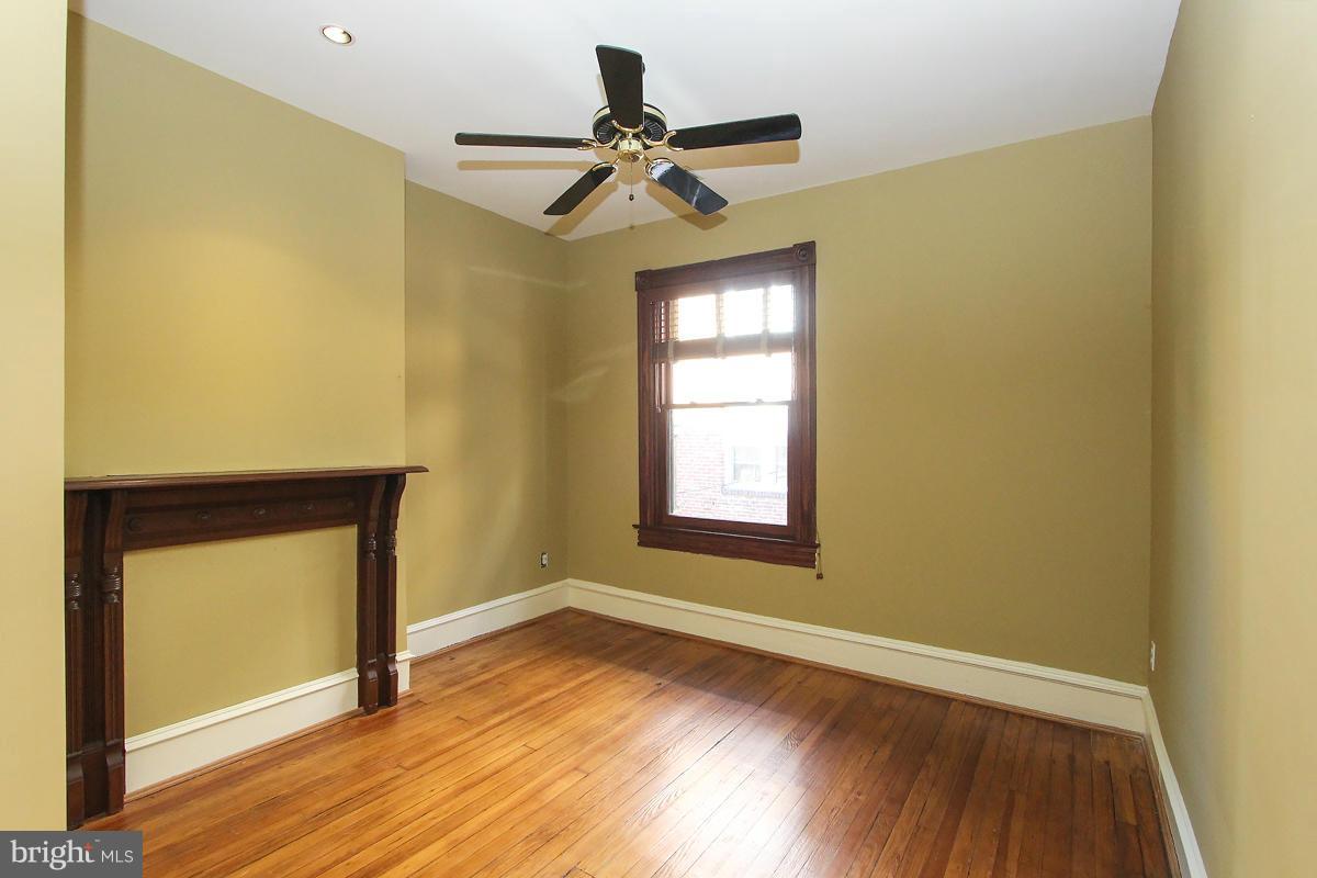 1807 Riggs Place Northwest Washington, DC 20009 - Photo 14 of 30 Bedroom