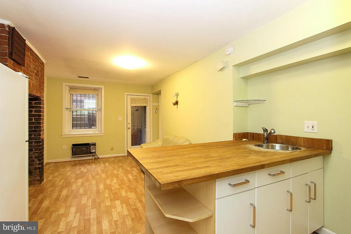 1807 Riggs Place Northwest Washington, DC 20009 - Photo 29 of 30 Kitchen