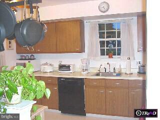 7 Church Road Horsham, PA 19044 - Photo 3 of 4 Gallery Image 3