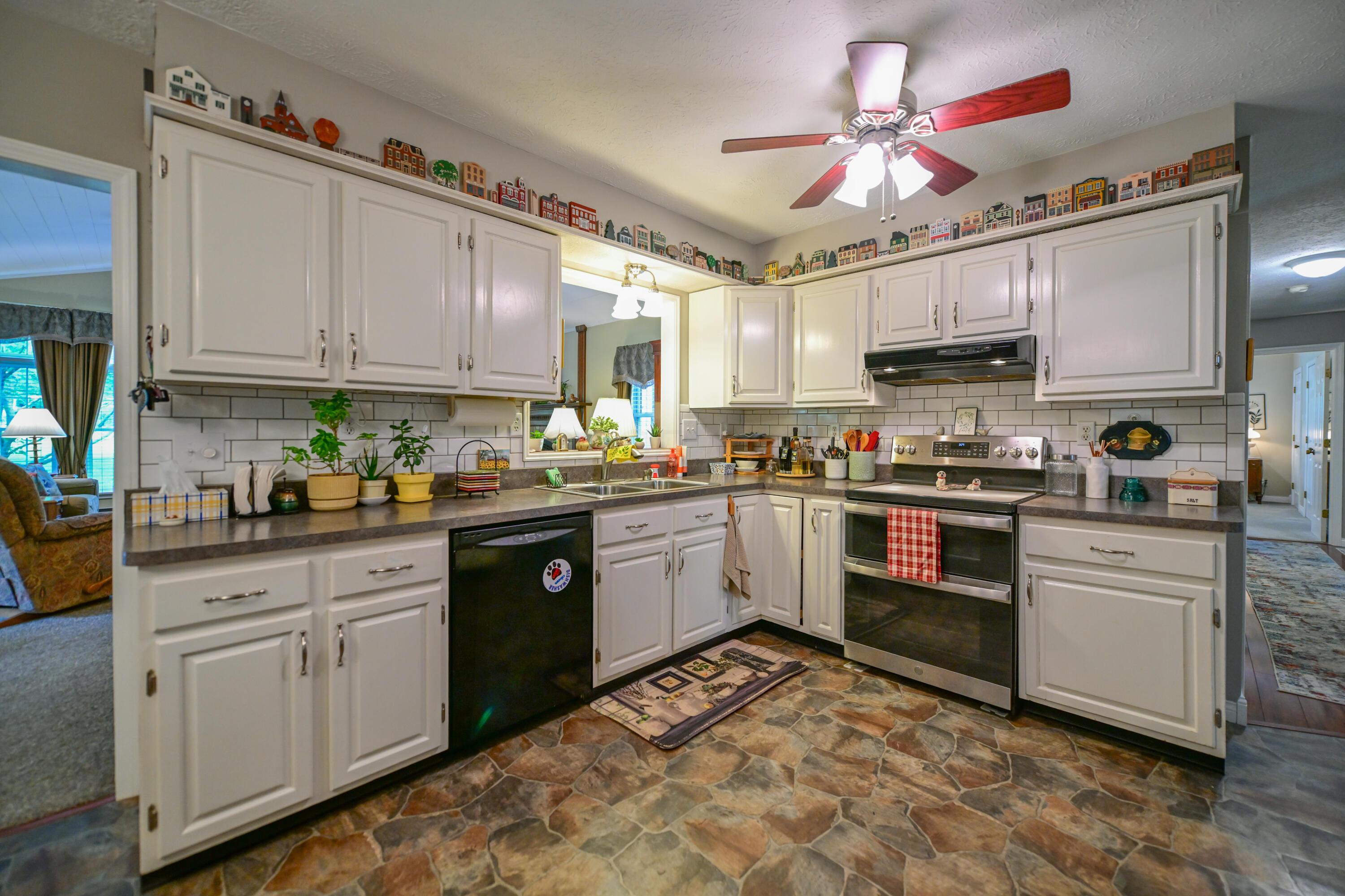 5131 Wooten Road Athens, OH 45701 - Photo 18 of 68 Wooten_Edit_22