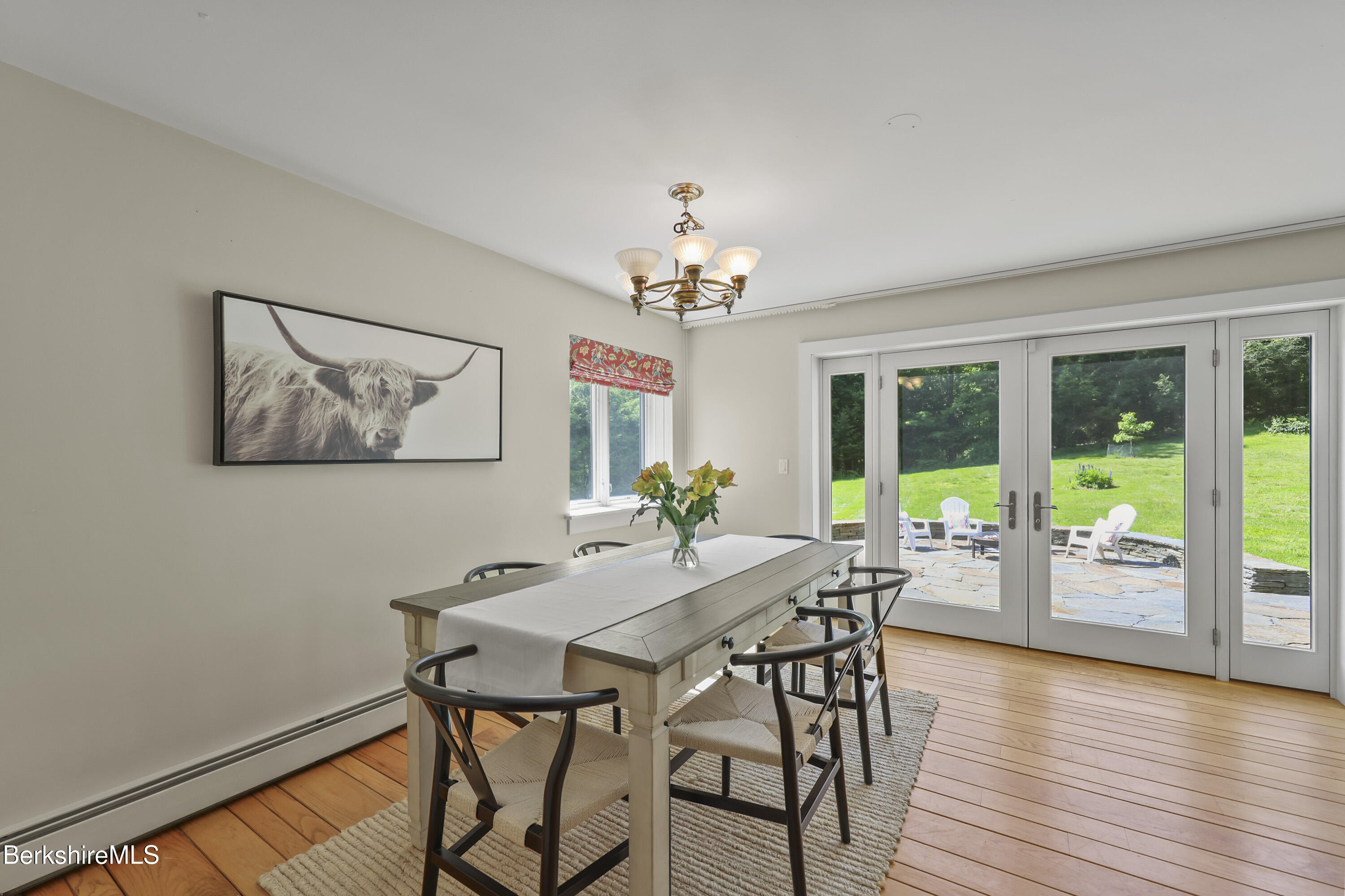 46 West Center Road West Stockbridge, MA 01266 - Photo 9 of 52 35 Dining Room