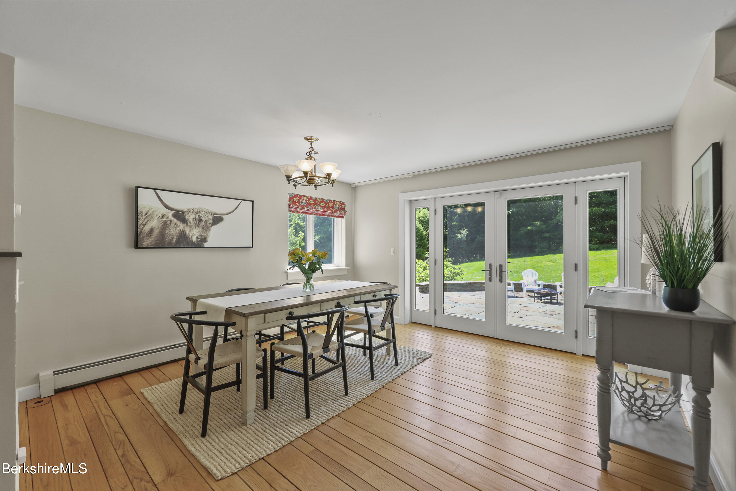 46 West Center Road West Stockbridge, MA 01266 - Photo 10 of 52 40 Dining Room
