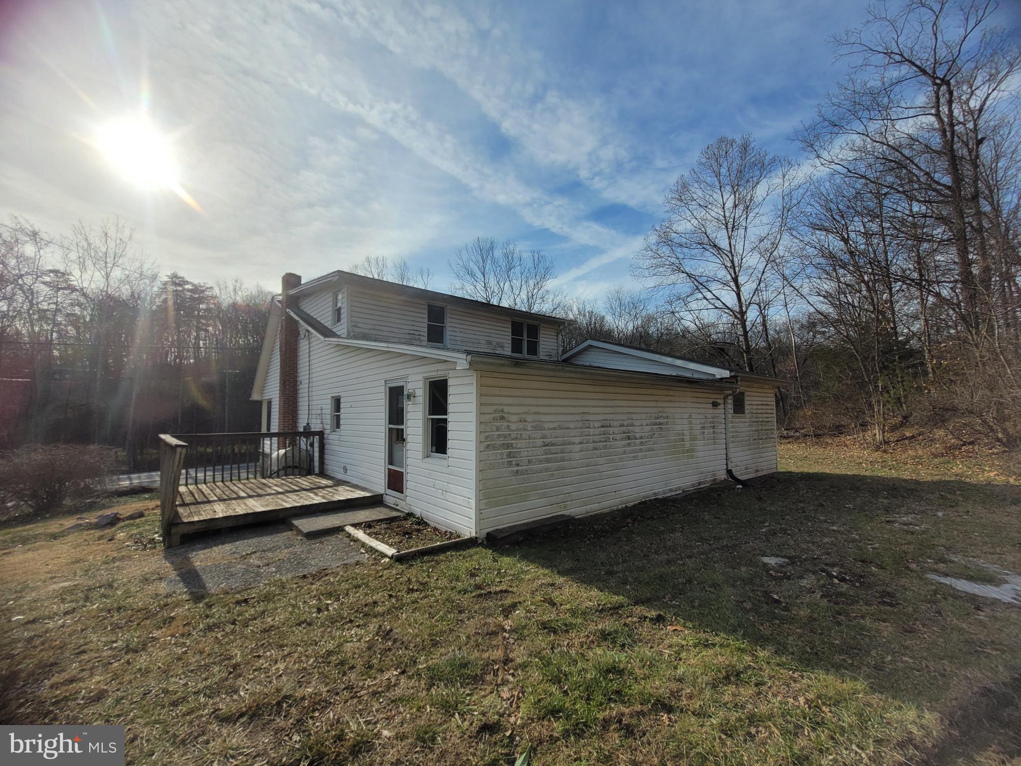 9492 Cumberland Road Springfield, WV 26763 - Photo 4 of 33