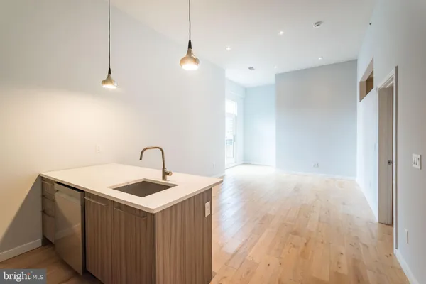 $1,888 | 412 South 13th Street, Unit 608, Philadelphia, PA 19147