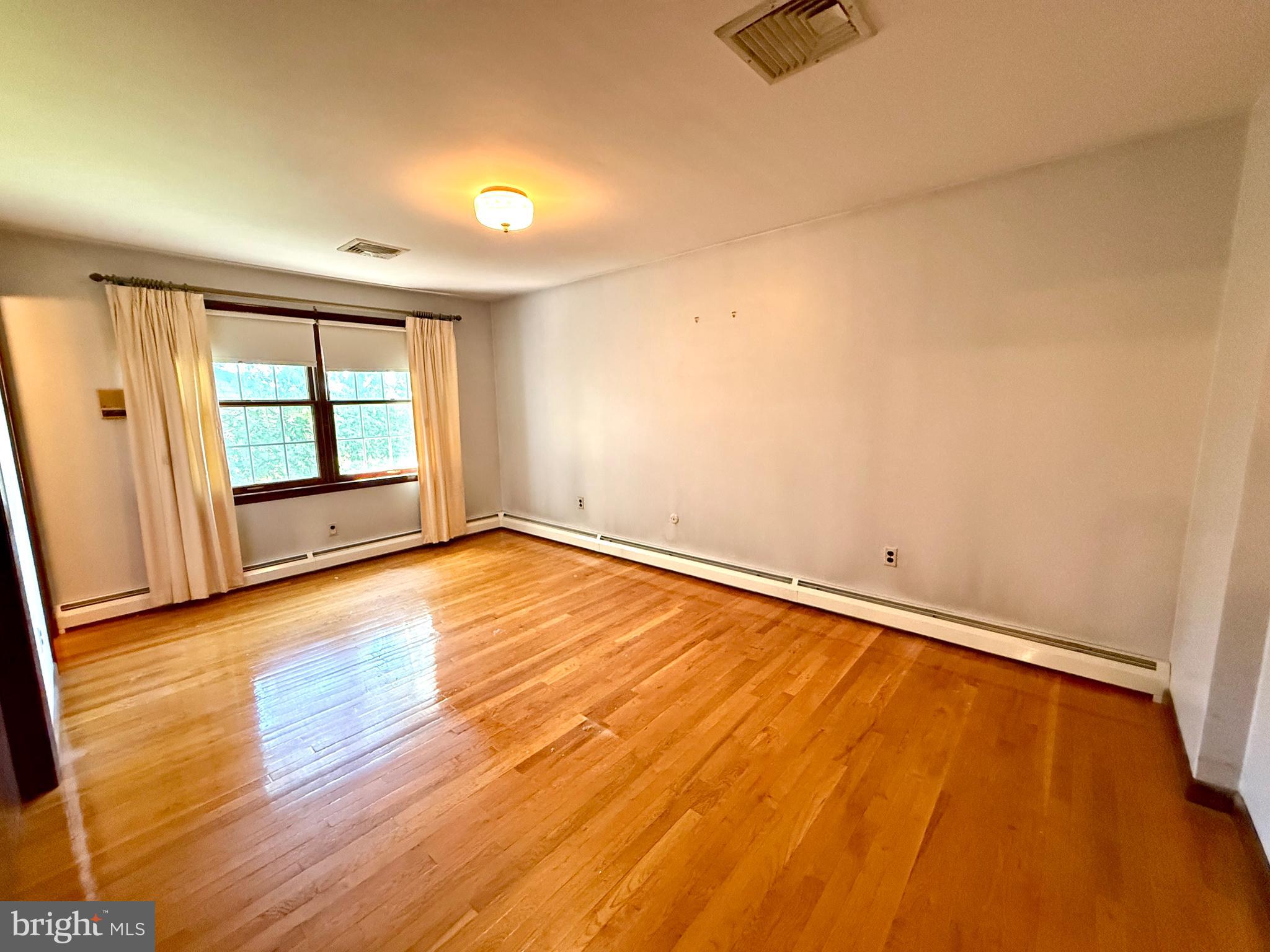 840 Welsh Road Philadelphia, PA 19115 - Photo 17 of 49 Gallery Image 17