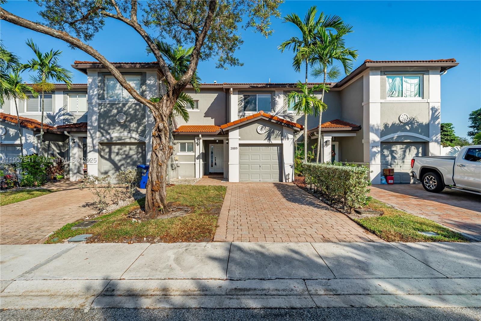 2889 Southwest 129th Way, Unit 2889 Miramar, FL 33027 - Photo 3 of 29