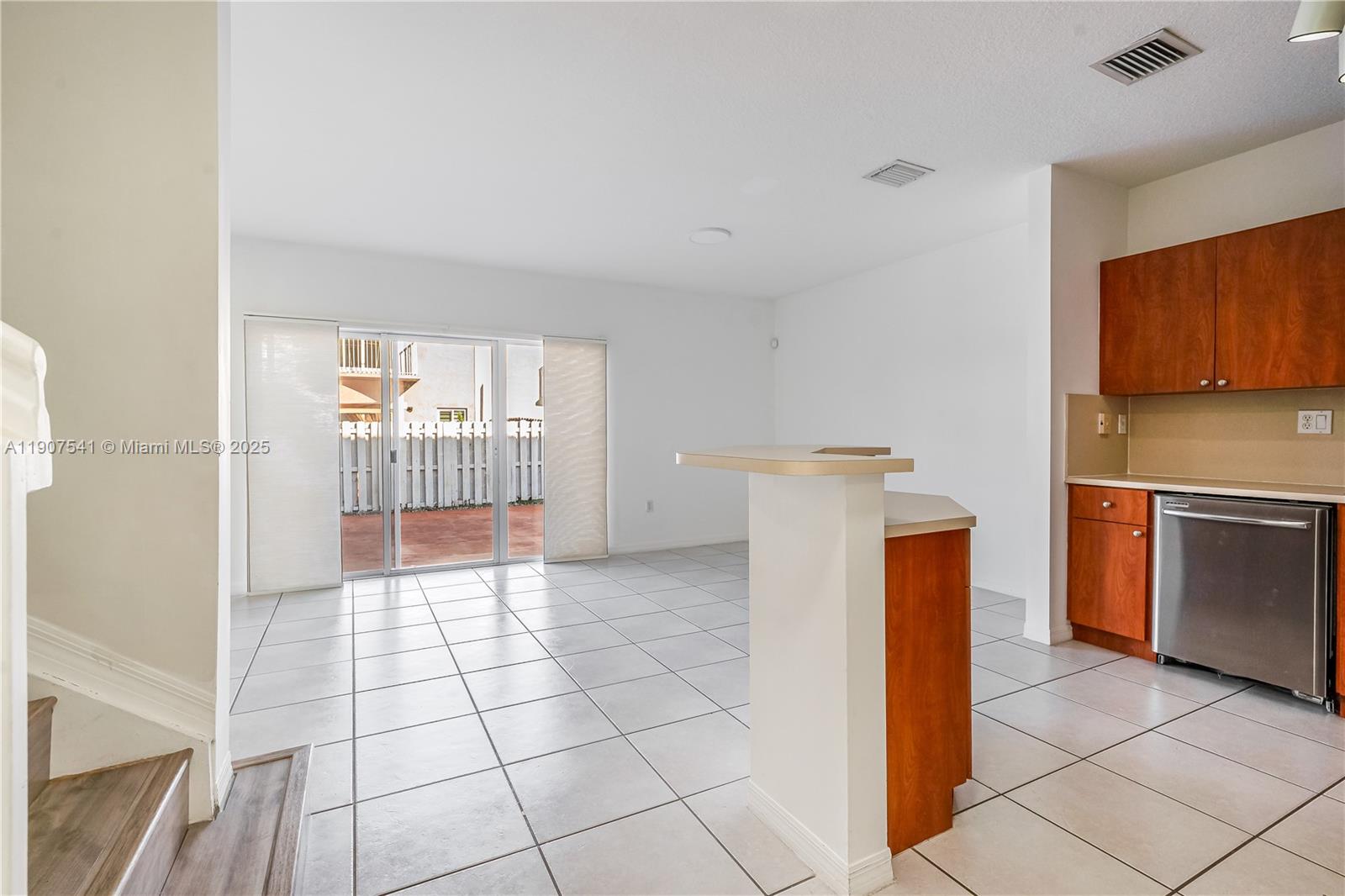 2889 Southwest 129th Way, Unit 2889 Miramar, FL 33027 - Photo 6 of 29