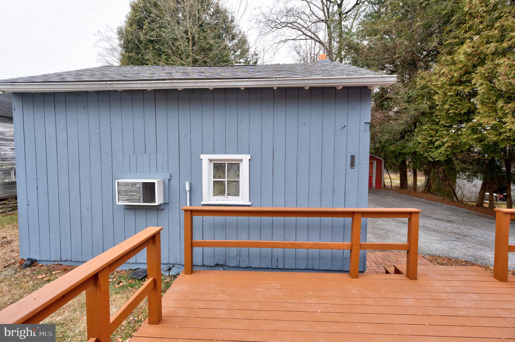122 Garris Road Downingtown, PA 19335 - Photo 38 of 52 a view of a wooden deck