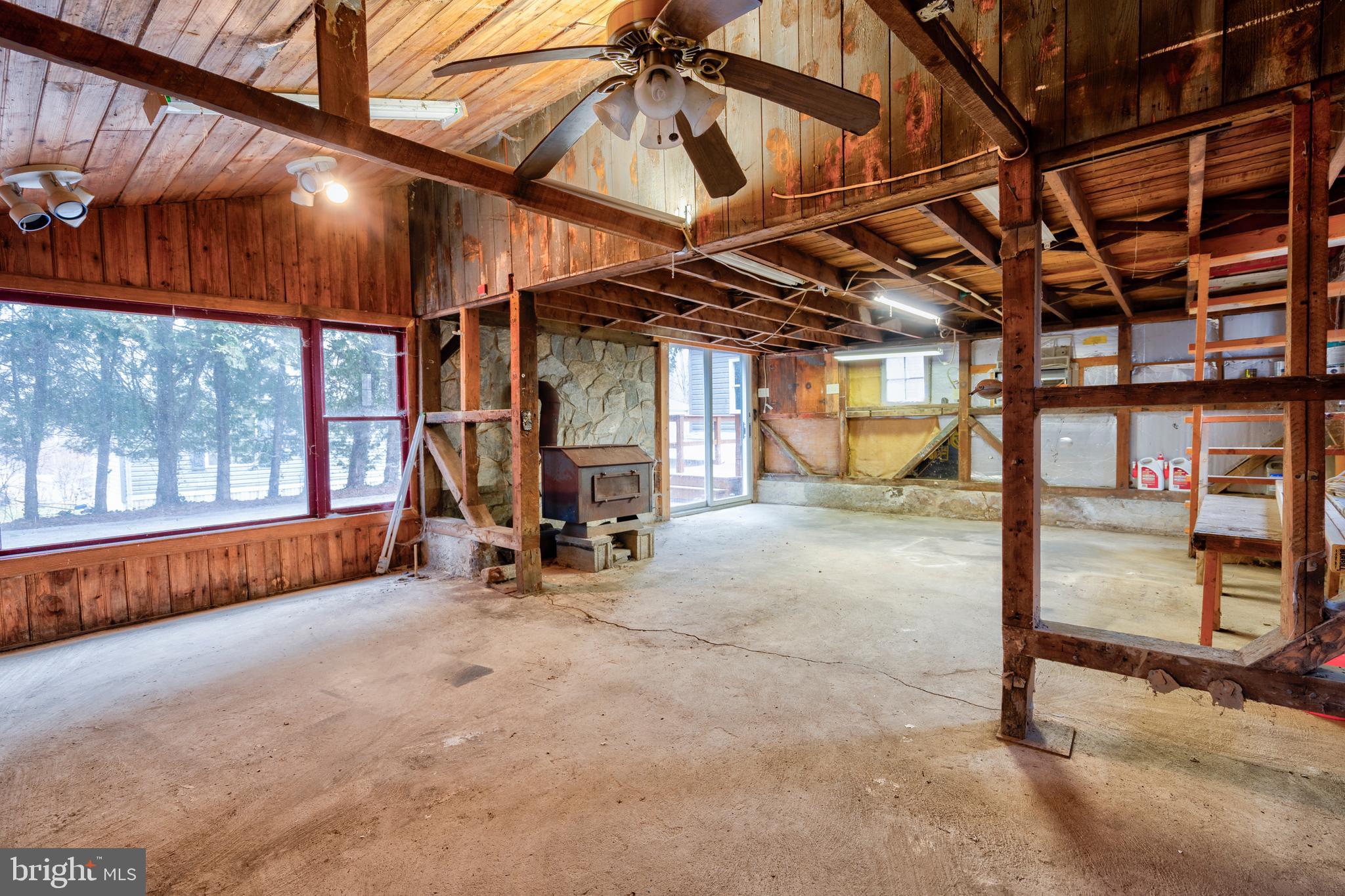 122 Garris Road Downingtown, PA 19335 - Photo 44 of 52 a view of a room with gym equipment
