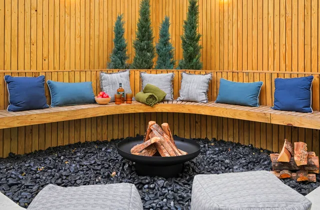 $1,995,000 | 19 North Henry Street, Unit 2 | Williamsburg