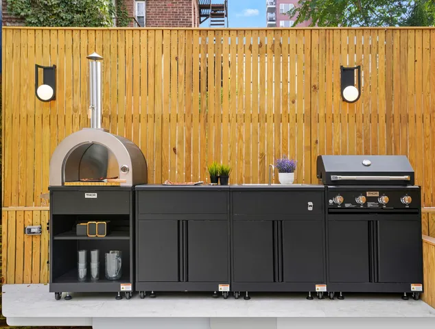 $1,995,000 | 19 North Henry Street, Unit 2 | Williamsburg