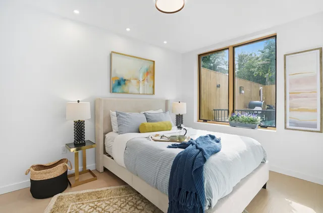 $1,995,000 | 19 North Henry Street, Unit 2 | Williamsburg