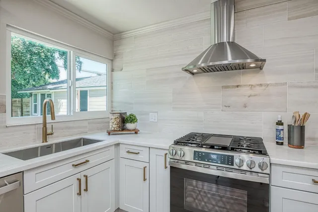 $515,000 | 4843 North Palm Avenue, Fresno, CA 93704