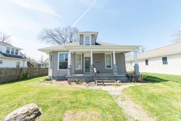 $187,400 | 1420 Chestnut Street, Columbus, IN 47201