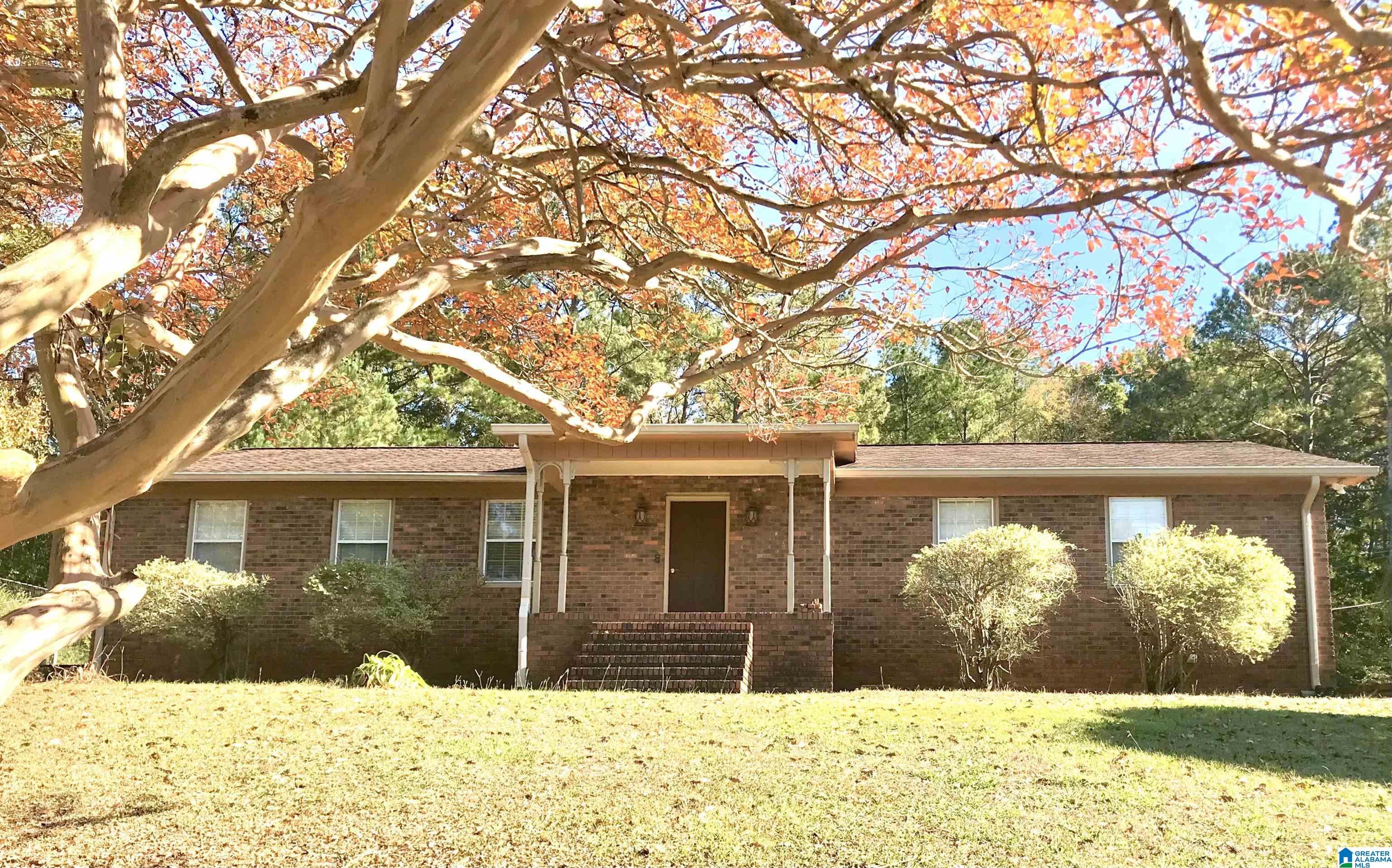 91 Oldfield Road Sylacauga, AL 35150 - Photo 1 of 41