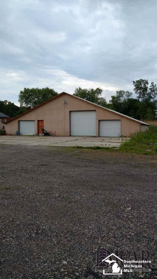13125 Calhoun Road Milan, MI 48160 - Photo 14 of 17 Gallery Image 14