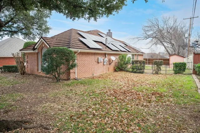 $440,000 | 3200 Oakdale Drive, Hurst, TX 76054