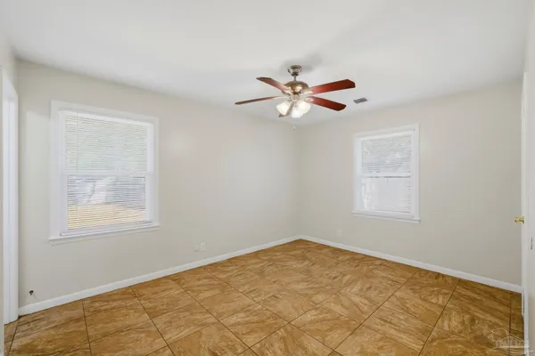$2,200 | 5641 Hibiscus Road, Pensacola, FL 32504