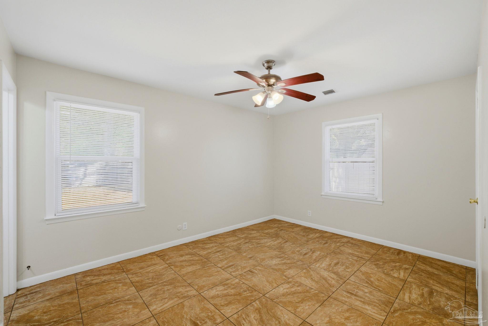 5641 Hibiscus Road Pensacola, FL 32504 - Photo 14 of 29