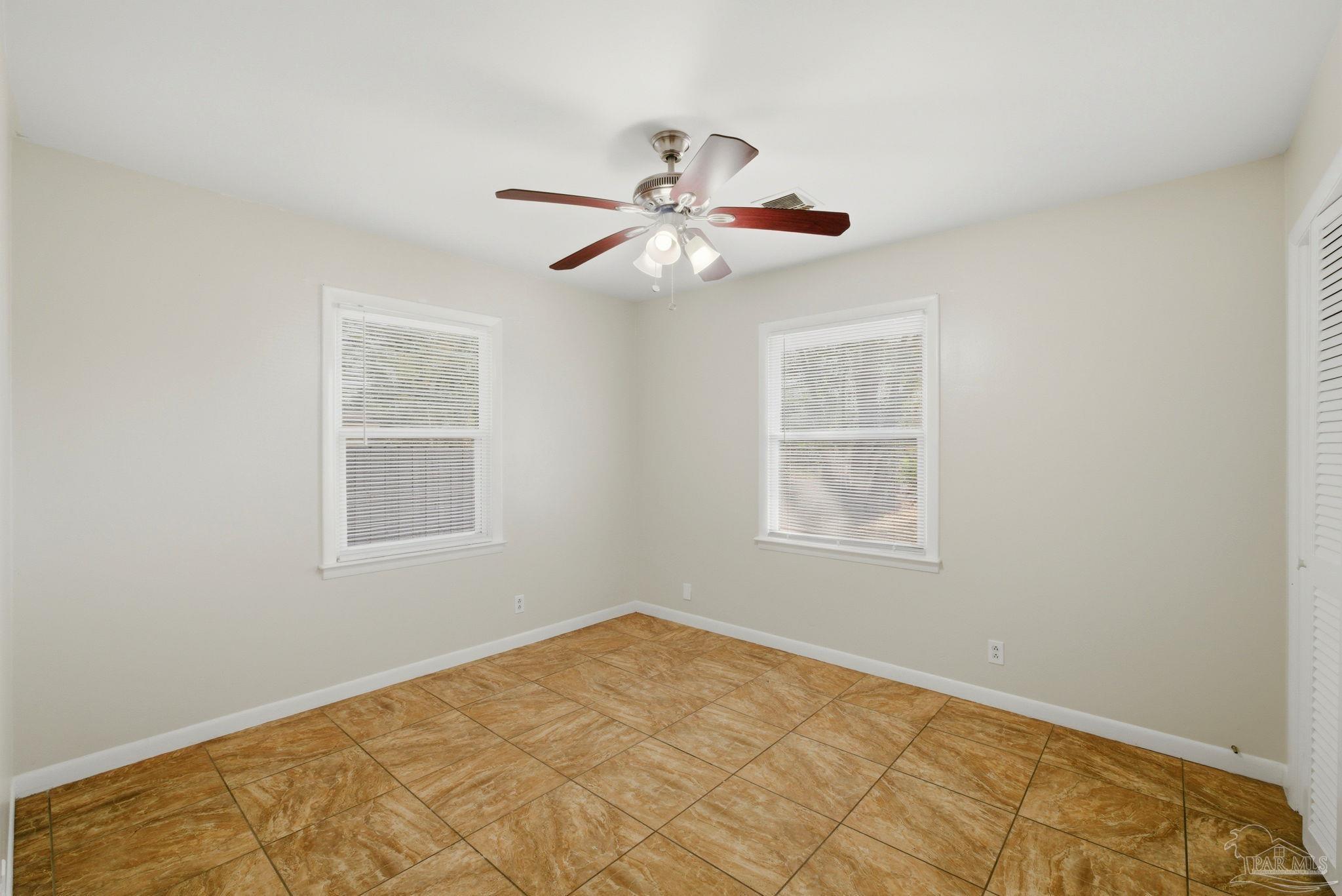 5641 Hibiscus Road Pensacola, FL 32504 - Photo 19 of 29