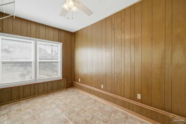 $2,200 | 5641 Hibiscus Road, Pensacola, FL 32504