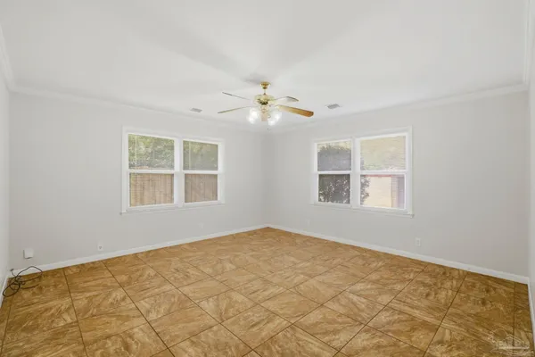 $2,200 | 5641 Hibiscus Road, Pensacola, FL 32504