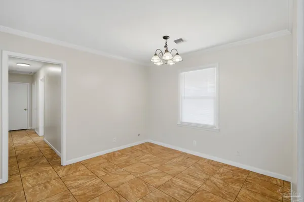 $2,200 | 5641 Hibiscus Road, Pensacola, FL 32504