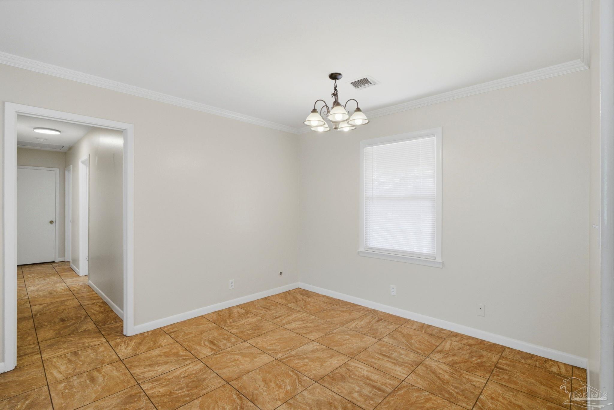 5641 Hibiscus Road Pensacola, FL 32504 - Photo 10 of 29